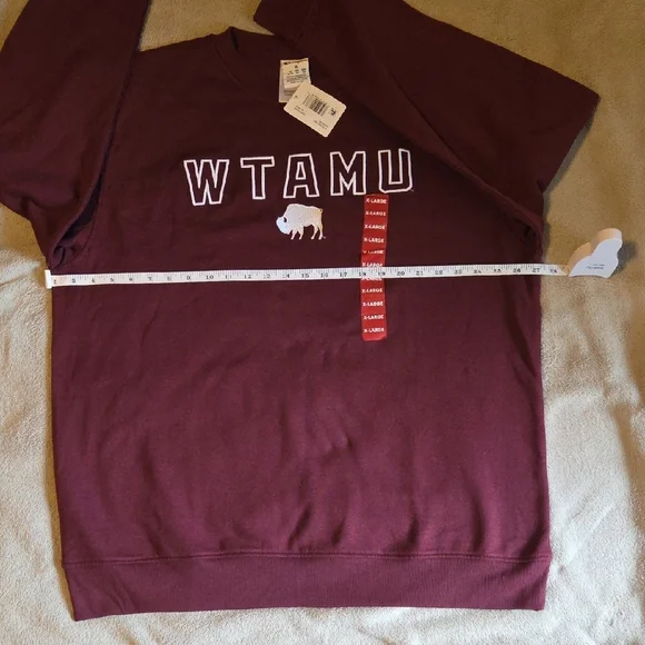 Champion Men's Burgundy Crewneck Sweater - Picture 8 of 10